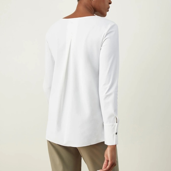 ADAY Something Tailored Small Classic White V-Neck top Capsule Wardrobe - Picture 14 of 16